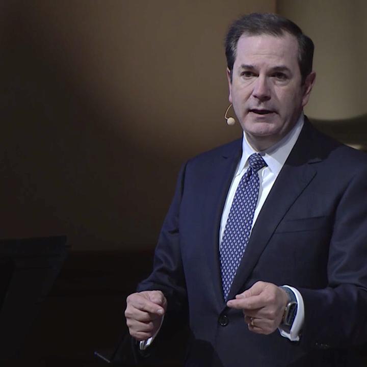 Steve Wells addressing the congregation during his sermon