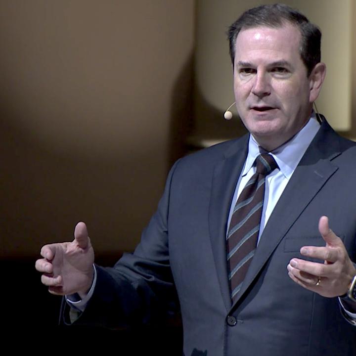 Steve Wells addressing the congregation during his sermon