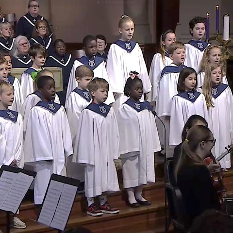 MainKids choir singing in advent worship