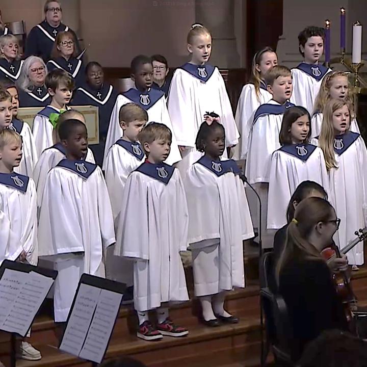 MainKids choir singing in advent worship