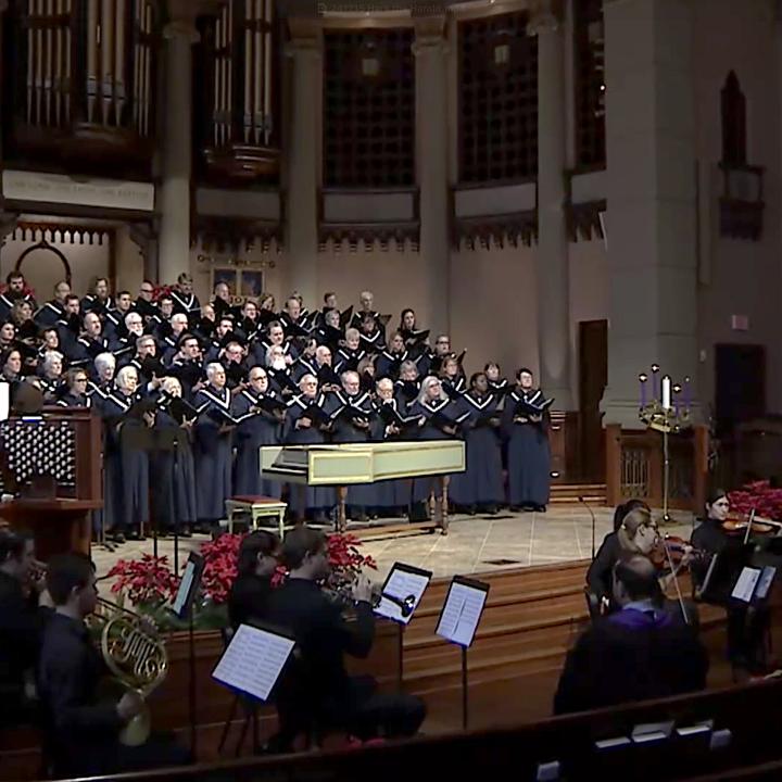 sanctuary choir singing in advent worship