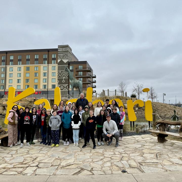 group photo of the 527 tribe in front of kalahari water park